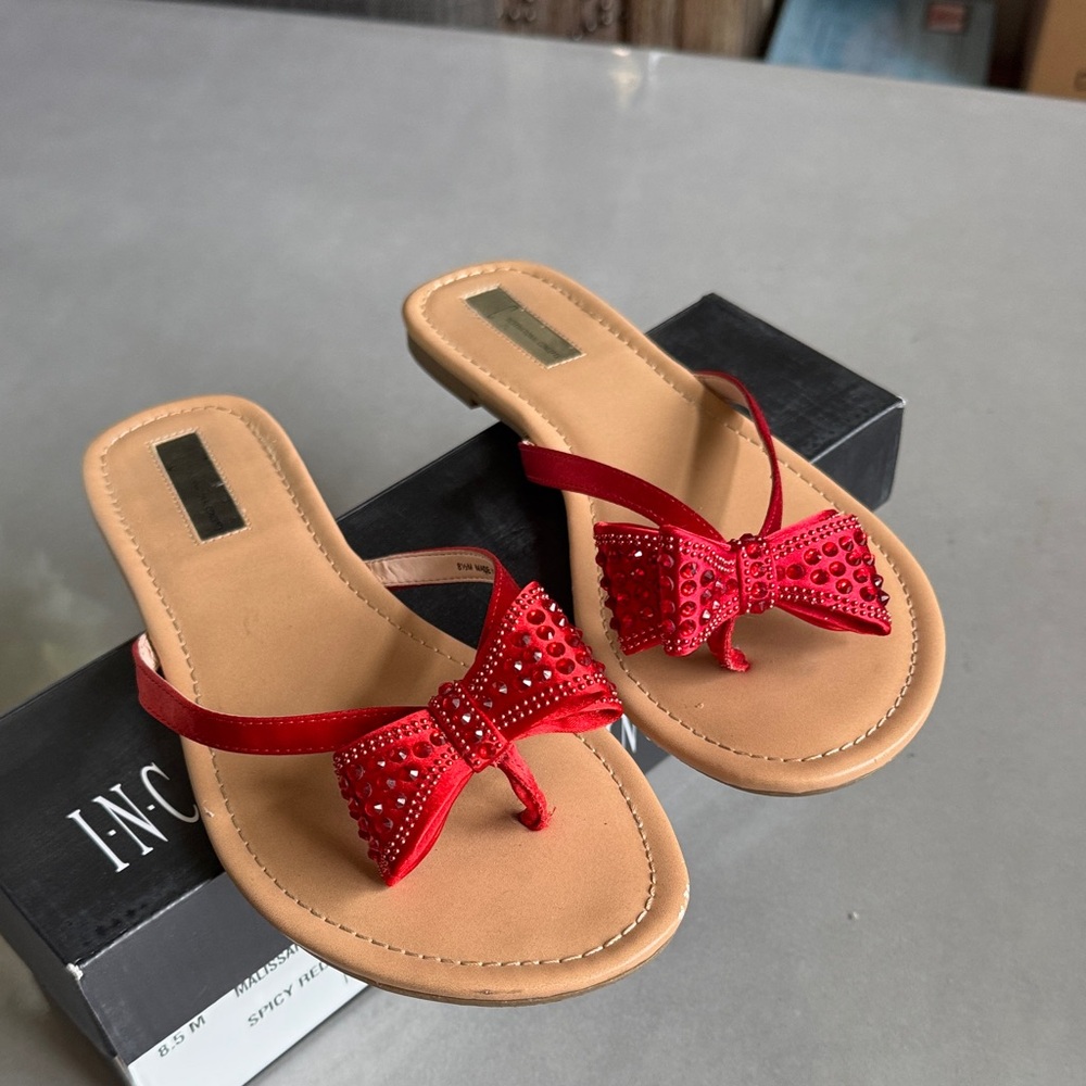 INC International Concepts Spicy  Red Bow Sandals